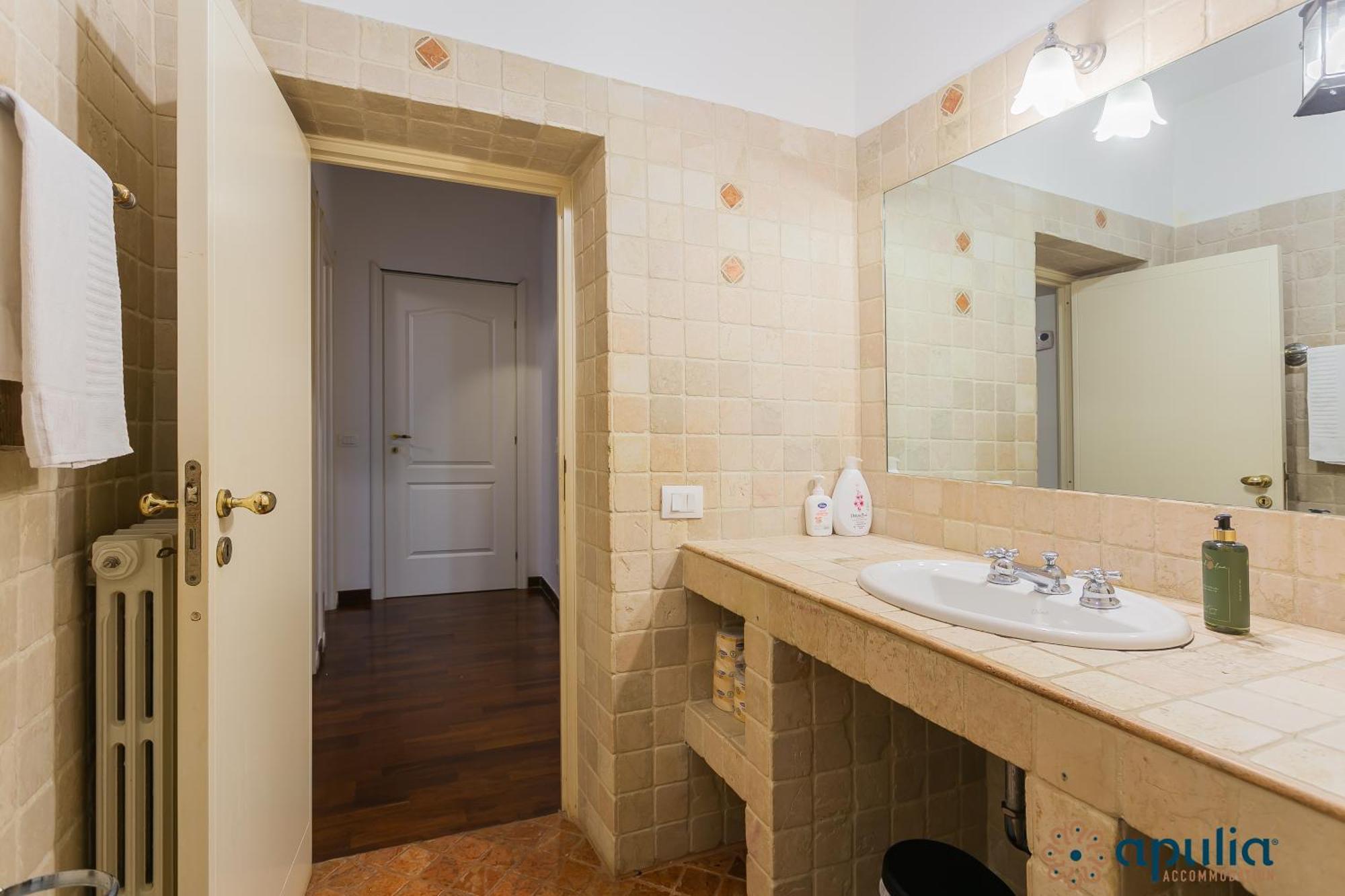 Titti'S House By Apulia Accommodation Bari Extérieur photo